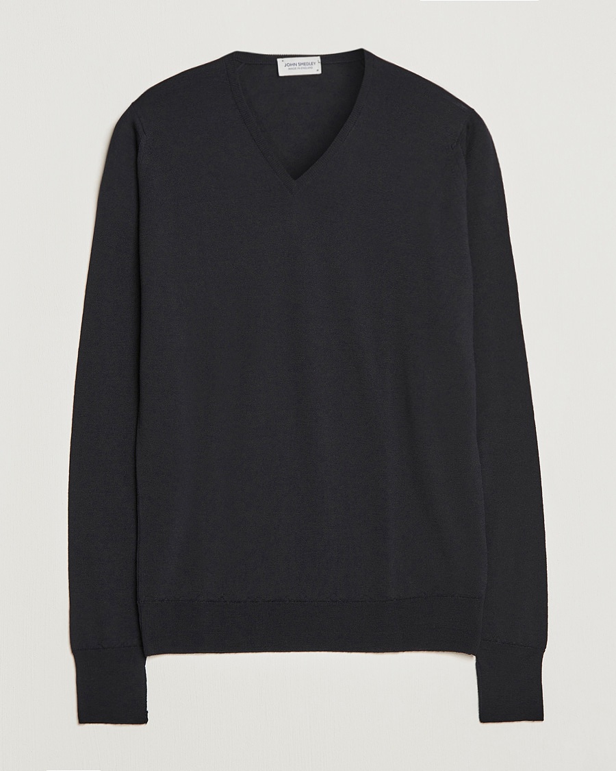 Herr | Pullover V-ringade | John Smedley | Bobby Extra Fine Merino V-Neck Pullover Black