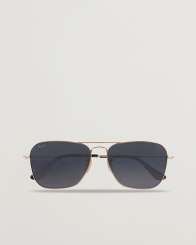 Herr | Fyrkantiga solglasögon | Ray-Ban | 0RB3136 Caravan Sunglasses Gold/Grey