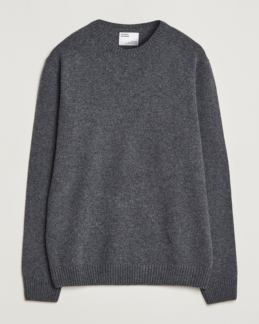 Herr | Stickade tröjor | Colorful Standard | Classic Merino Wool Crew Neck Lava Grey