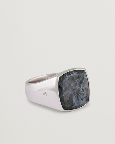 Herr | New Nordics | Tom Wood | Cushion Larvikite Ring Silver