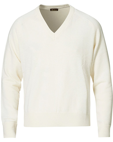 Stickade tröjor |  Washed Merino Deep V-Neck Off White