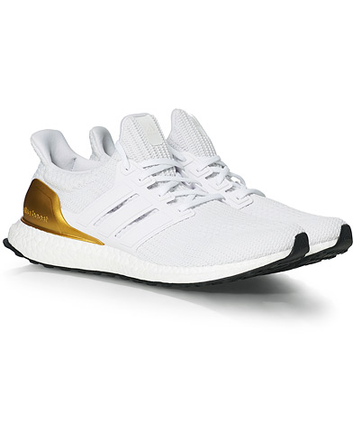 Outdoor |  Ultraboost 4.0 Running Sneaker White