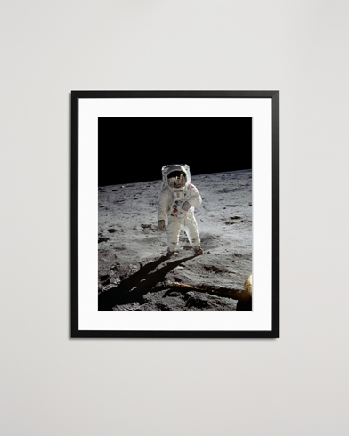 Herr | Till Konnässören | Sonic Editions | Framed Buzz Aldrin On The Moon 