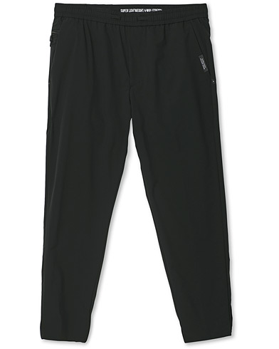 Herr |  | BOSS Athleisure | Shinobi Taped Logo Pants Black