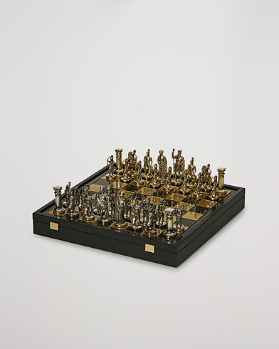 Herr | Till den hemmakära | Manopoulos | Archers Chess Set Brown