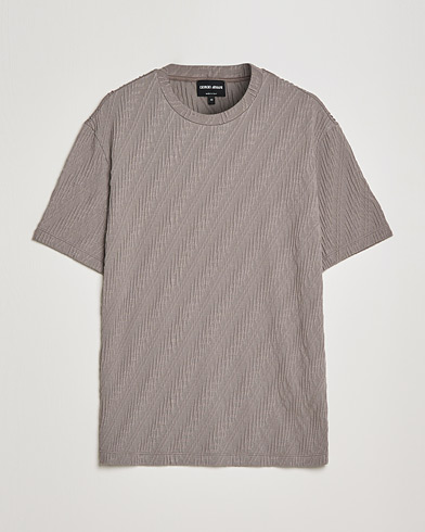 Herr | Quiet Luxury | Giorgio Armani | Cashmere Blend Chevron T-Shirt Beige