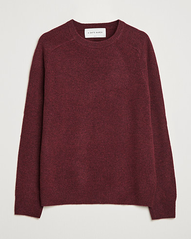 Herr | Under 1000 | A Day's March | Brodick Lambswool Sweater Wine