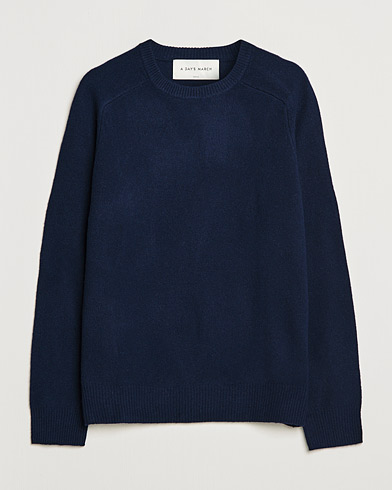 Herr | Tröjor | A Day's March | Brodick Lambswool Sweater Navy