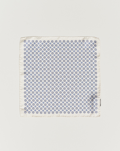 Herr | Näsdukar | Amanda Christensen | Silk Twill Printed Medallion Pocket Square White