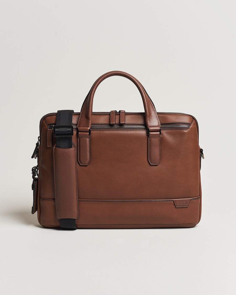 TUMI Harrison Sycamore Slim Leather Brief Cognac – Brun