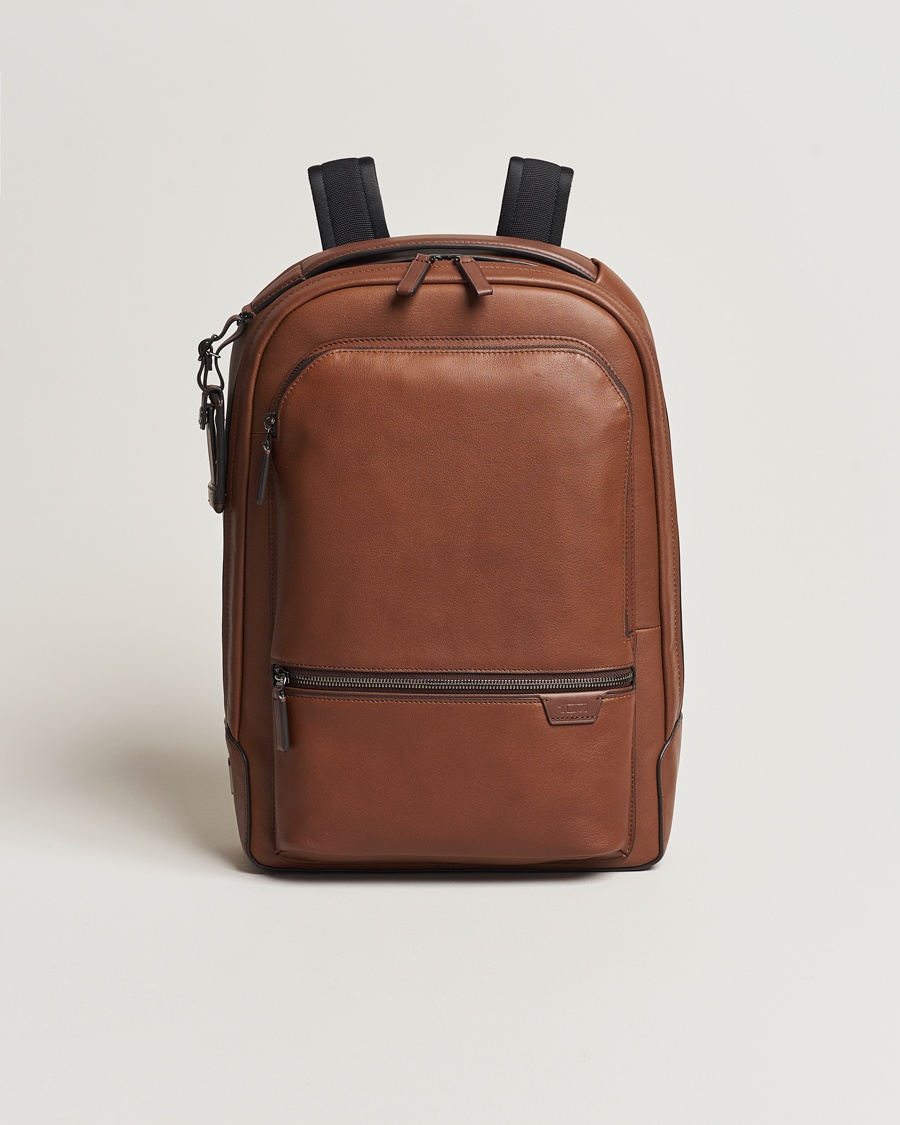 TUMI Harrison Bradner Leather Backpack Cognac – Brun