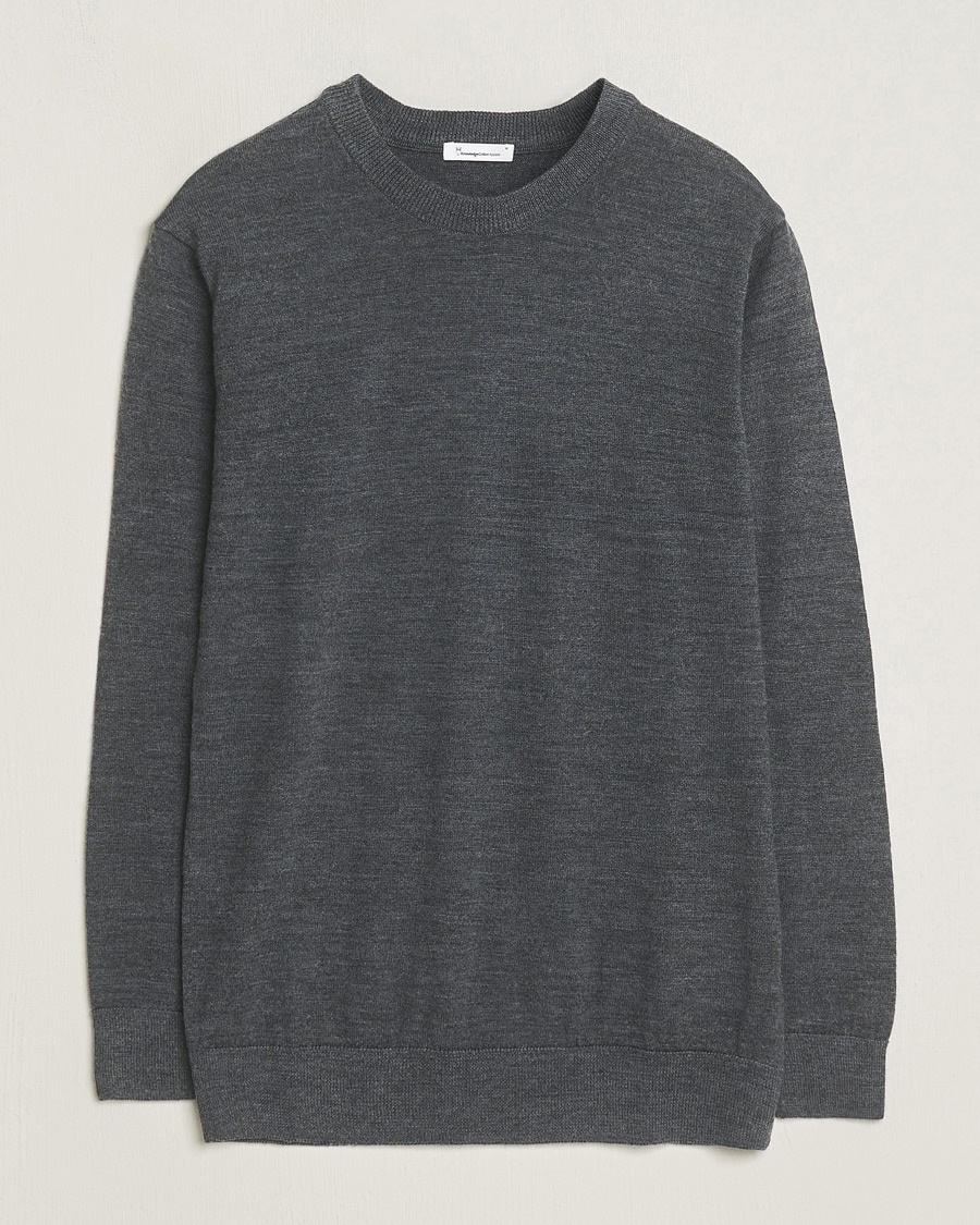 Herr | Pullover rundhals | KnowledgeCotton Apparel | Regular Merino Knit Crew Neck Dark Grey Melange