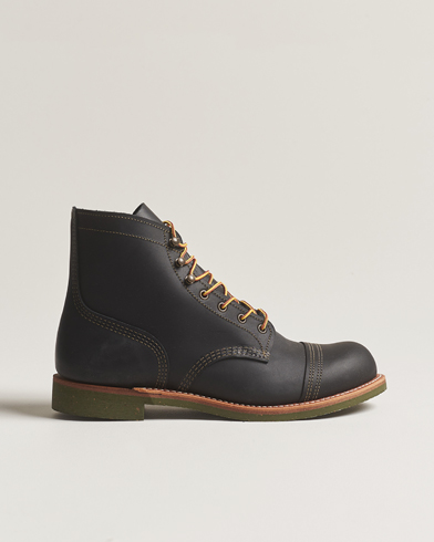 Herr |  | Red Wing Shoes | Iron Ranger Riders Room Boot Black Harness