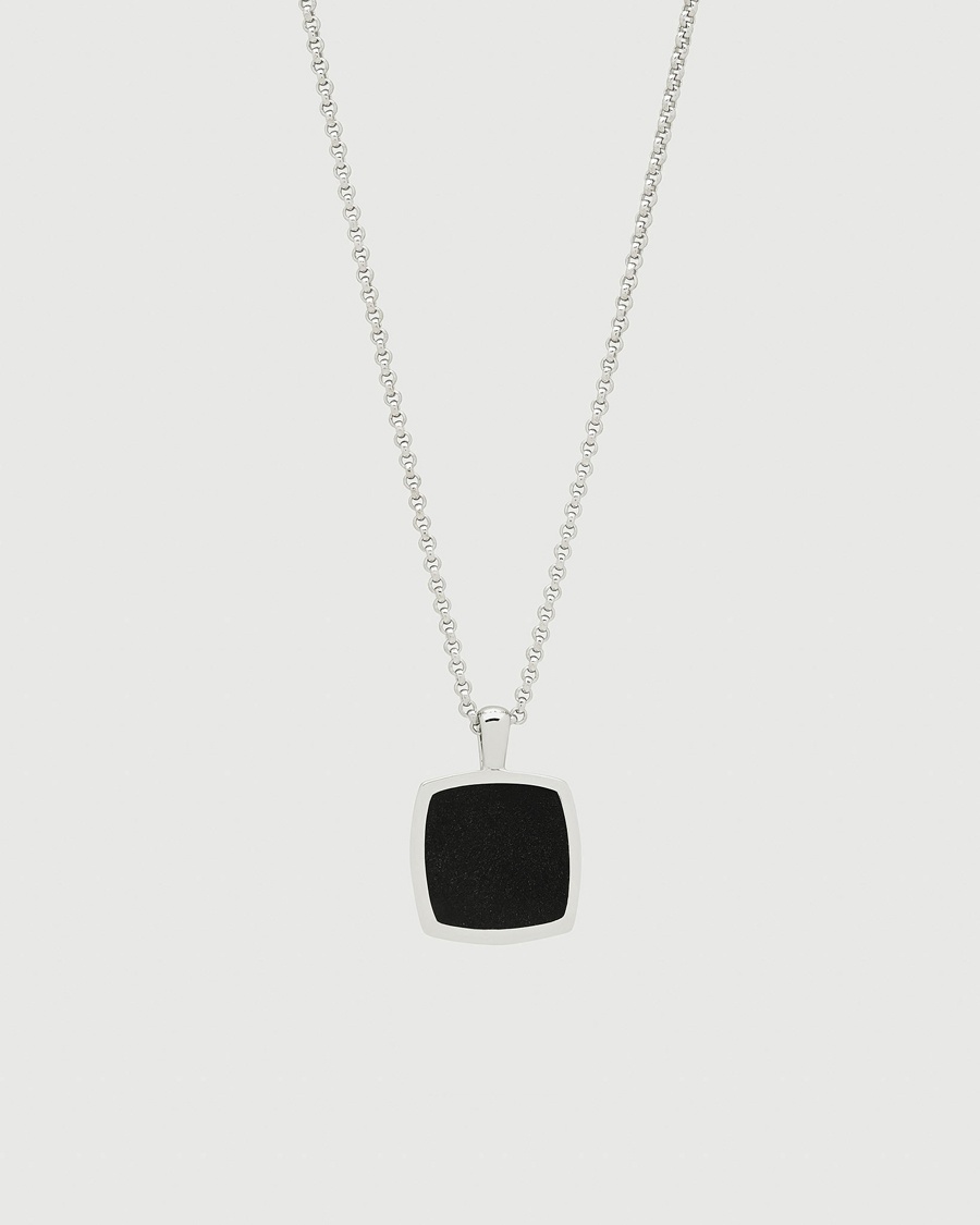 Tom Wood Cushion Pendant Onyx Silver – Silver