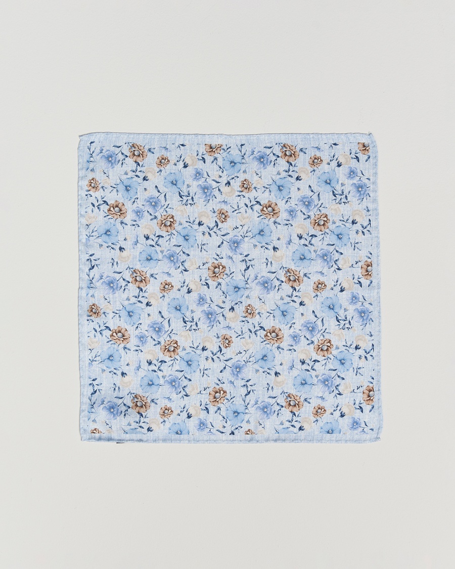 Herr | Näsdukar | Amanda Christensen | Silk Oxford Printed Flower Pocket Square Sky Blue