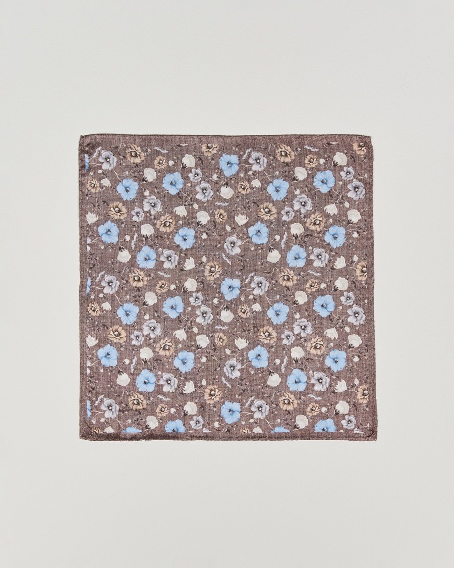 Herr | Näsdukar | Amanda Christensen | Silk Oxford Printed Flower Pocket Square Brown