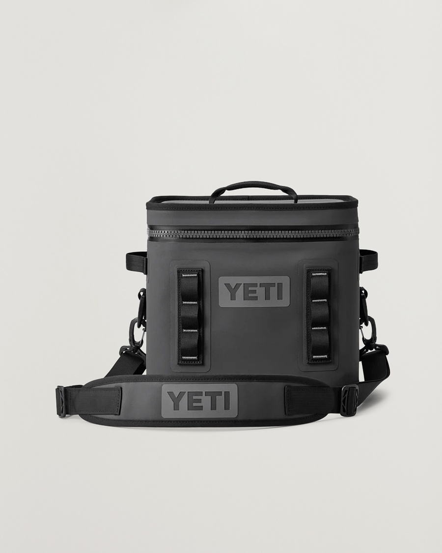 YETI Hopper Flip 12 Soft Cooler Charcoal – Svart