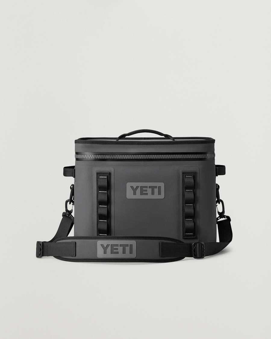 YETI Hopper Flip 18 Soft Cooler Charcoal – Svart