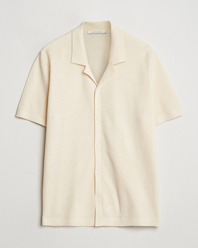 Herr | A Day's March | A Day's March | Yamu Structure Short Sleeve Off White