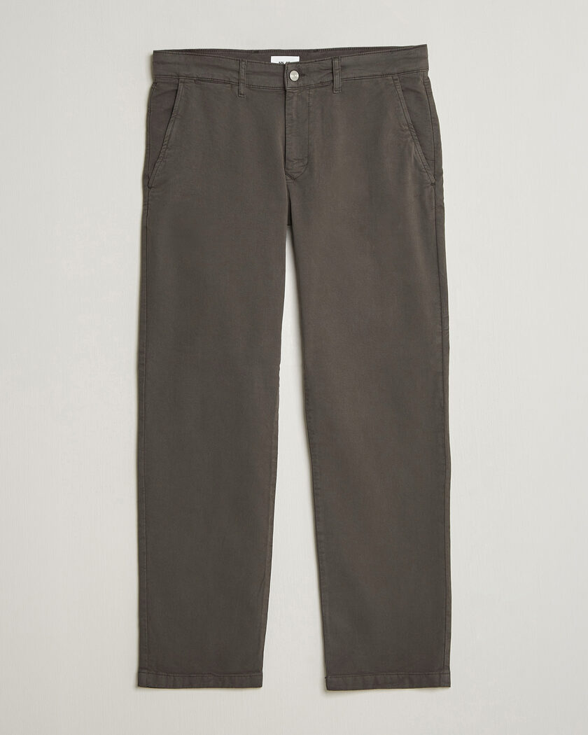 NN07 Aden Regular Fit Chinos Dark Army – Grön