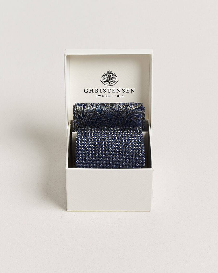 Amanda Christensen Box Set Printed Silk 8cm Tie With Pocket Square Navy/Green – Blå
