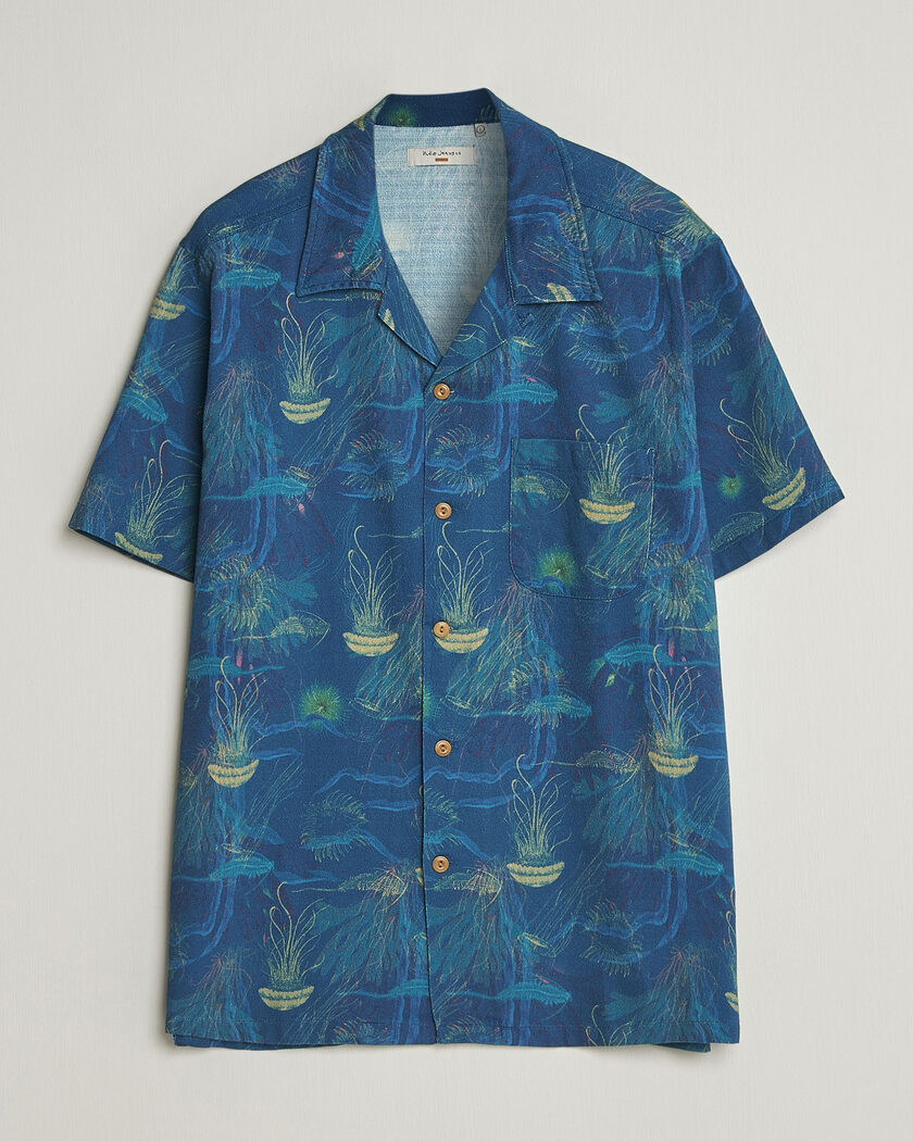 Nudie Jeans Arvid Hawaii Shirt Deep Sea – Blå