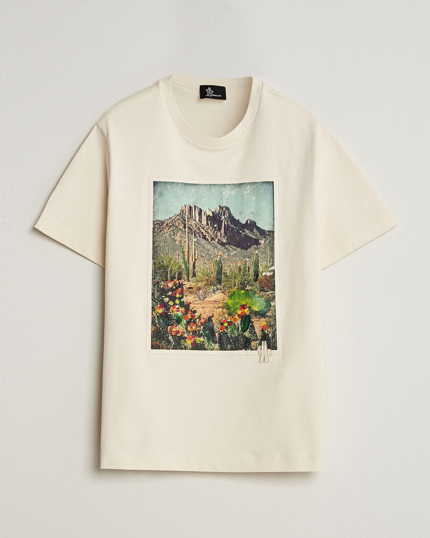 Moncler Grenoble Mountain Print T-Shirt Off White – Vit
