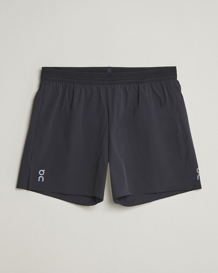On 5 Inch Performance Shorts Black – Svart