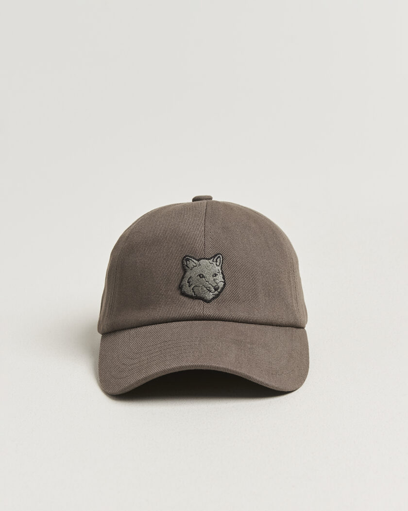 Maison Kitsuné Tonal Fox Head Cap Beluga – Brun