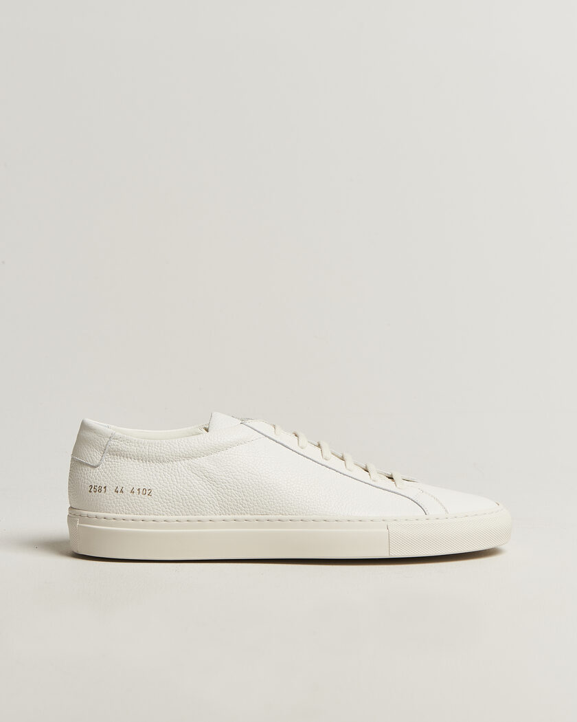 Common Projects Original Achilles Grained Leather Sneaker Off White – Vit