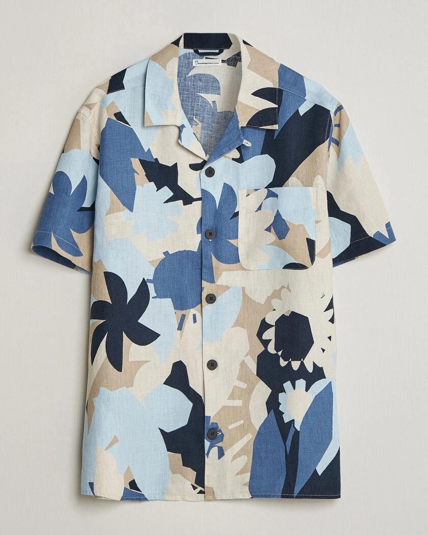 KnowledgeCotton Apparel Relaxed Printed Linen Short Sleeve Shirt Blue – Blå