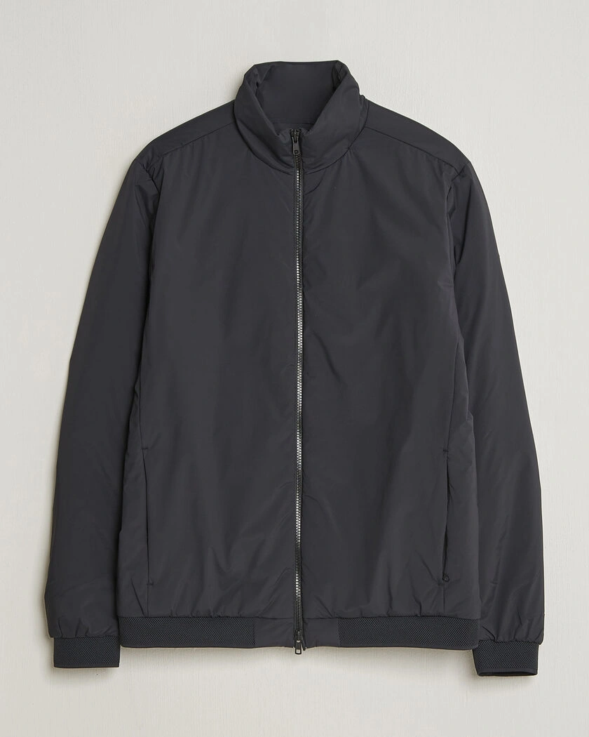  Scandinavian Edition Studio II Lightweight Jacket Graphite – Svart