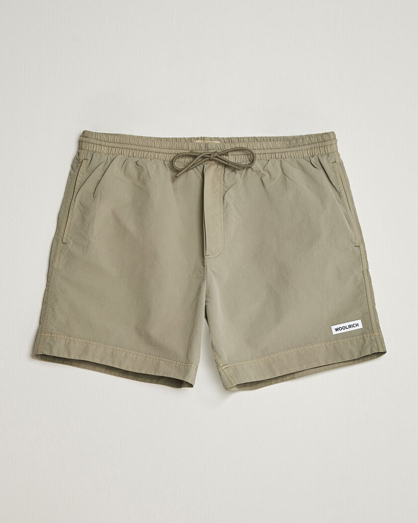 Woolrich Solid Garment Dyed Swimshorts Smokey Olive – Grön