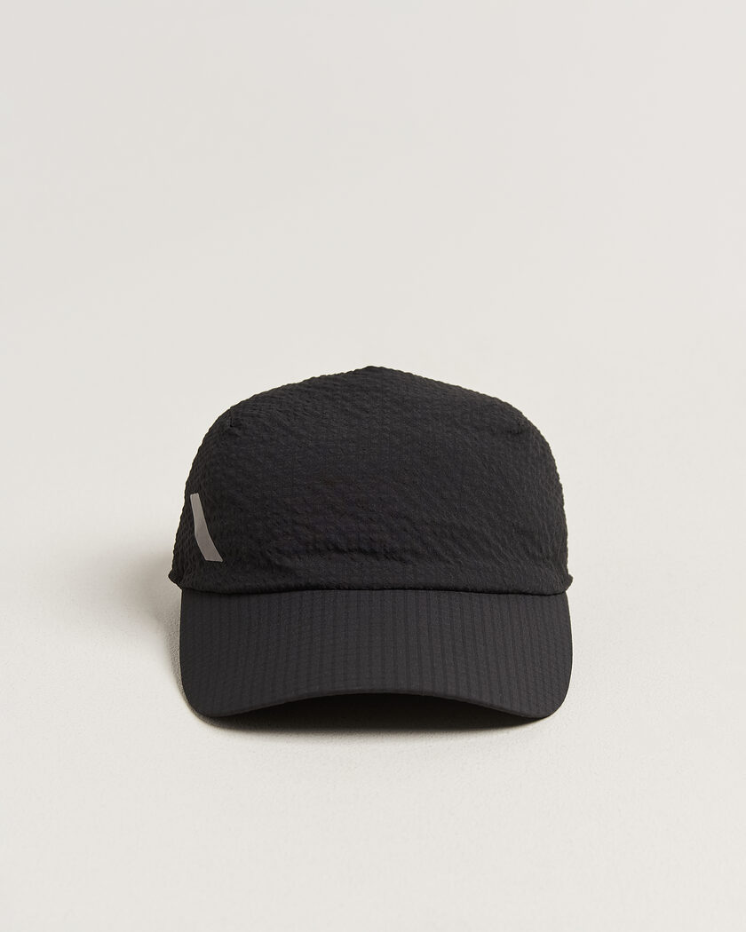 SOAR Running Dart Cap Black – Svart