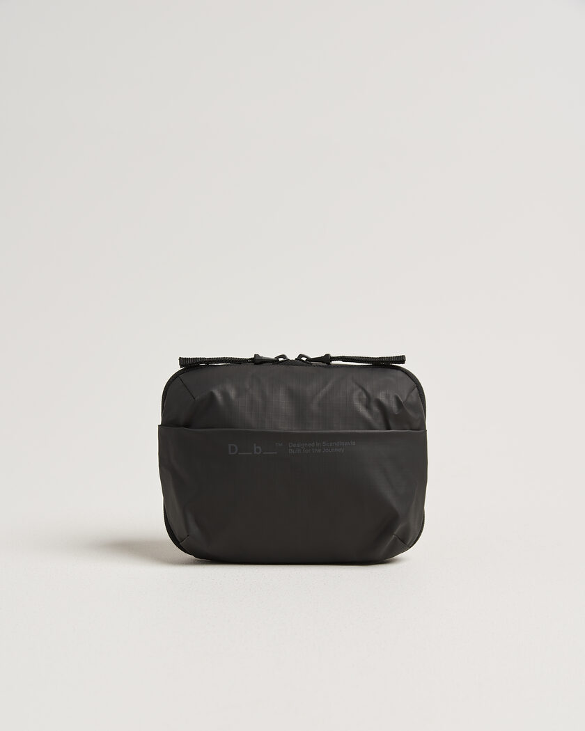DB Ramverk Tech Organizer Black Out – Svart