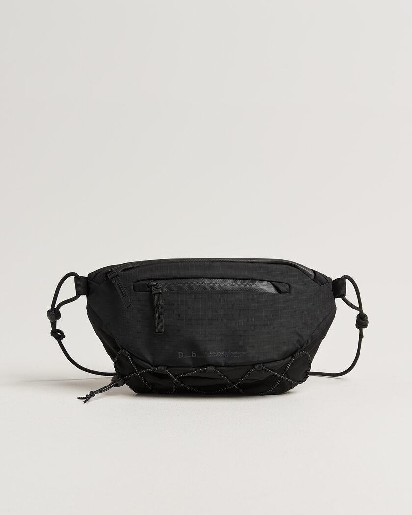 DB Roamer Pro Sling Bag 6L Black Out – Svart