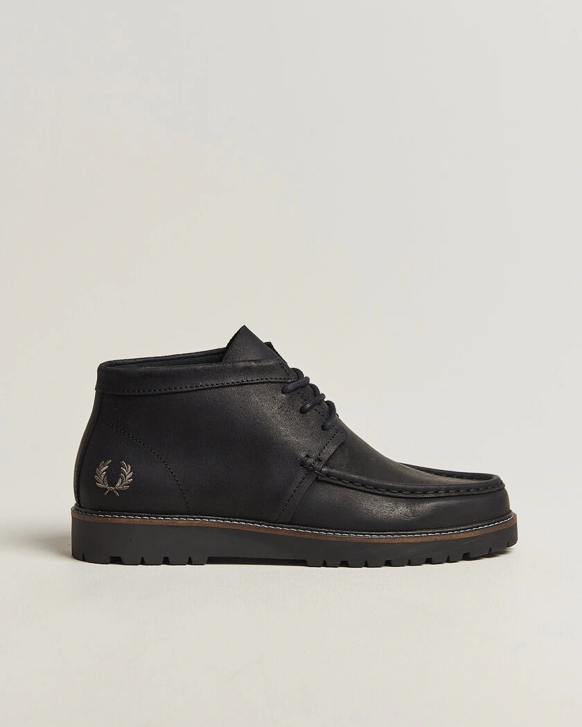 Fred Perry Kenney Waxed Suede Chukka Boot Black – Svart