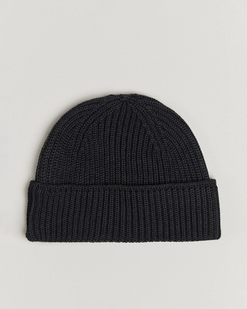 S.N.S. Herning Fender Beanie Magnetite Black – Svart