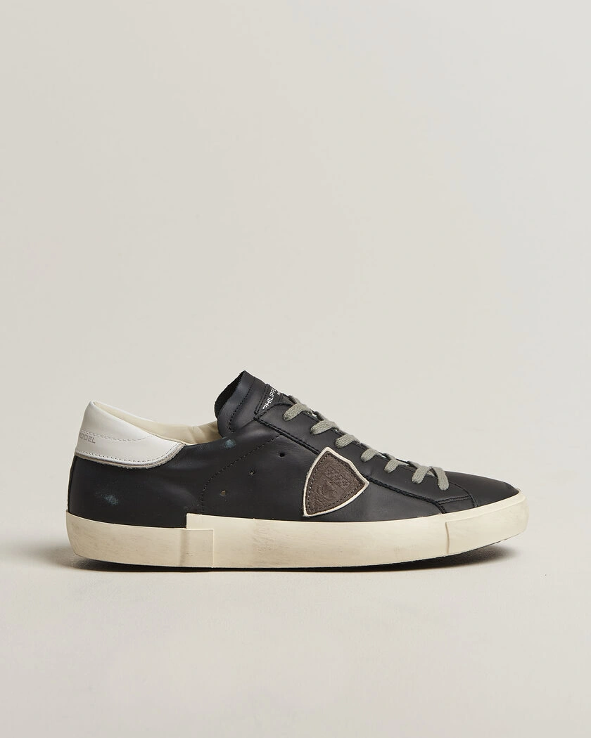 Philippe Model PRSX Low Top Suede Sneaker Black/White – Svart