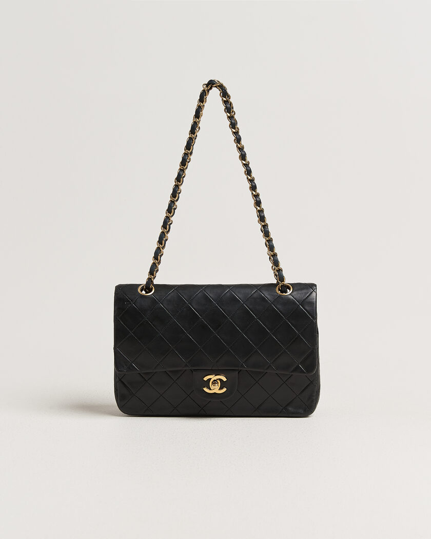 Chanel Pre-Owned Classic Medium Double Flap Bag Lambskin Black – Svart