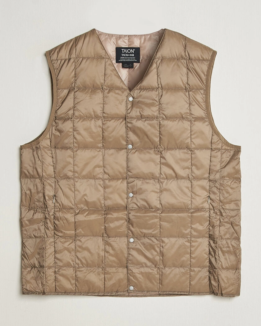 TAION V-Neck Lightweight Down Vest Khaki – Beige