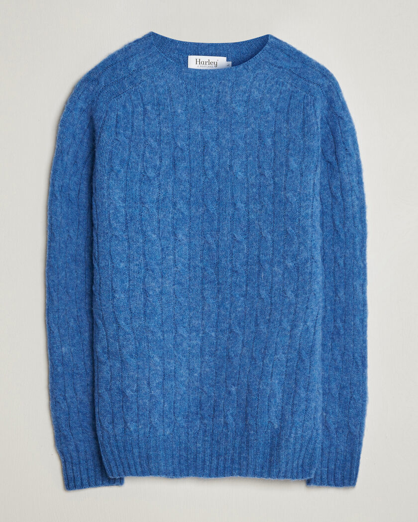 Harley Of Scotland Brushed Supersoft Lambswool Cable Cobalt – Blå