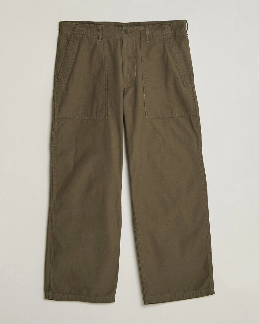 BEAMS PLUS MIL Utility Sateen Trousers Olive Brown – Brun