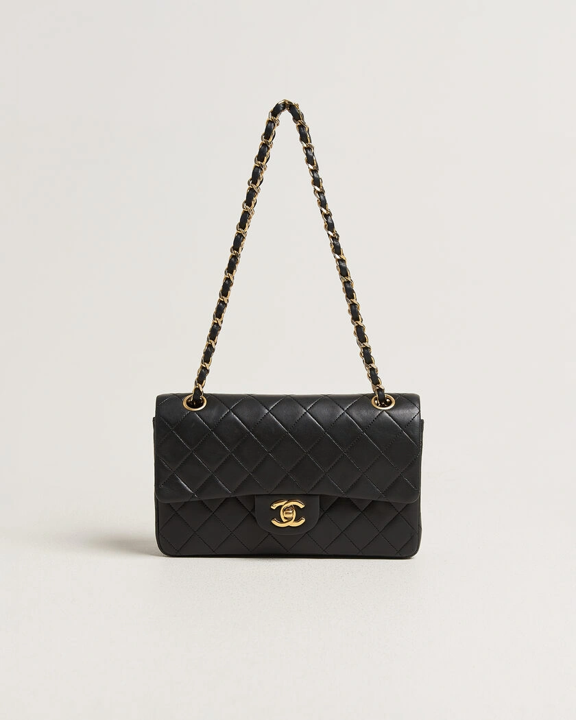Chanel Pre-Owned Classic Small Double Flap Bag Lambskin Black – Svart