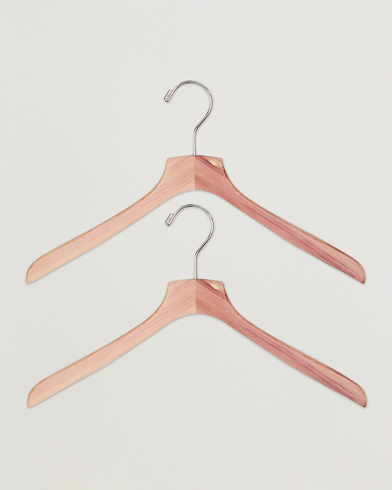 Herr | Care with Carl | Care with Carl | 6-Pack Cedar Wood Shirt Hanger