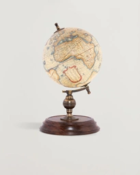  Student Globe 