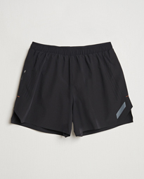  Run Short Black
