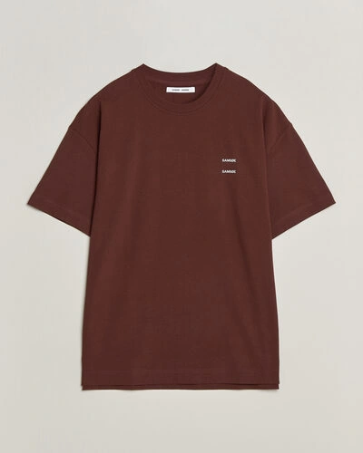 Röd