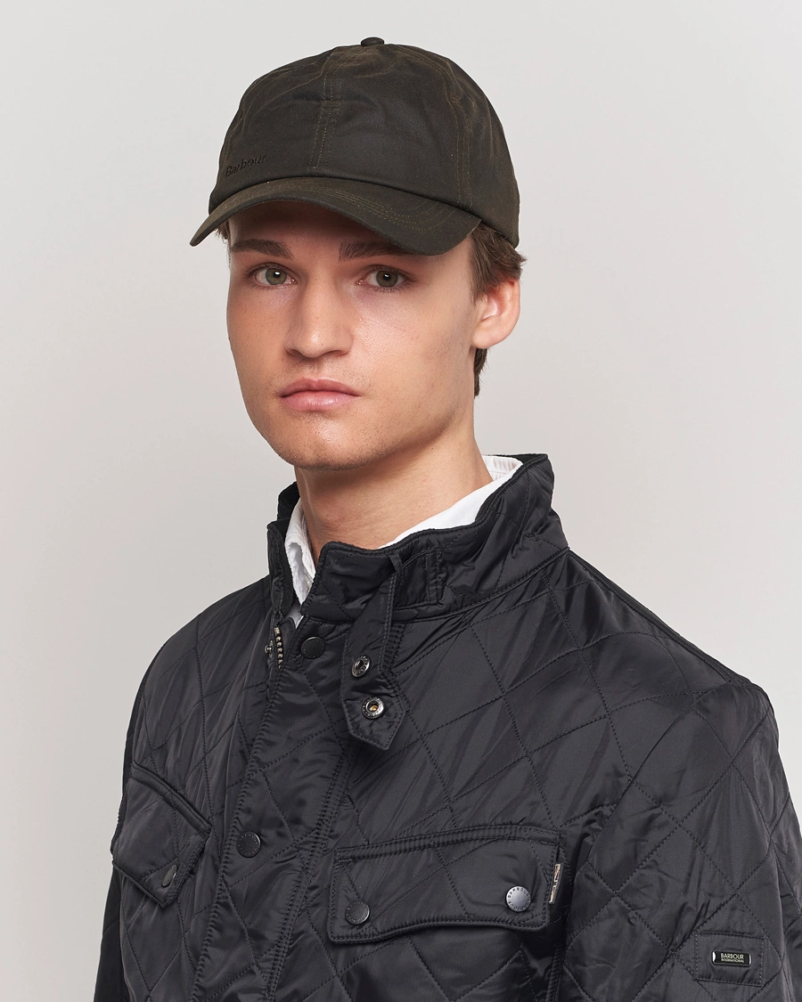 Herr | Möt Regnet Med Stil | Barbour Lifestyle | Wax Sports Cap Olive