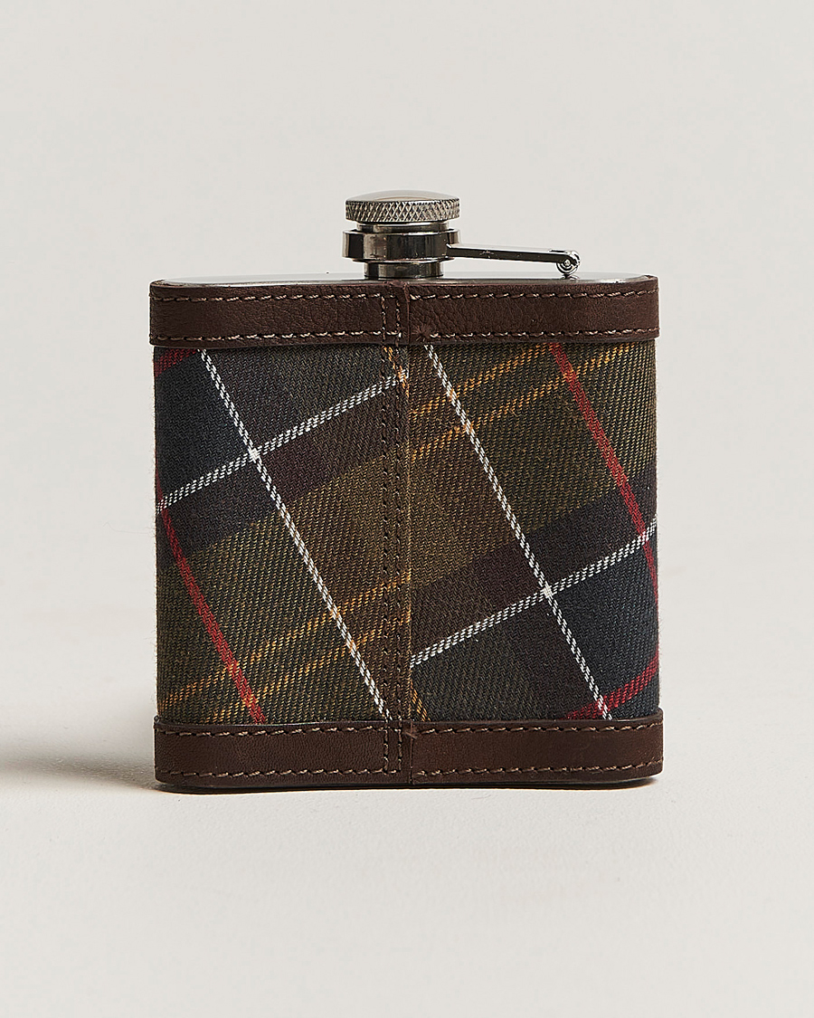 Herr | Barbour Lifestyle Classic Hip Flask Brown | Barbour Lifestyle | Classic Hip Flask Brown